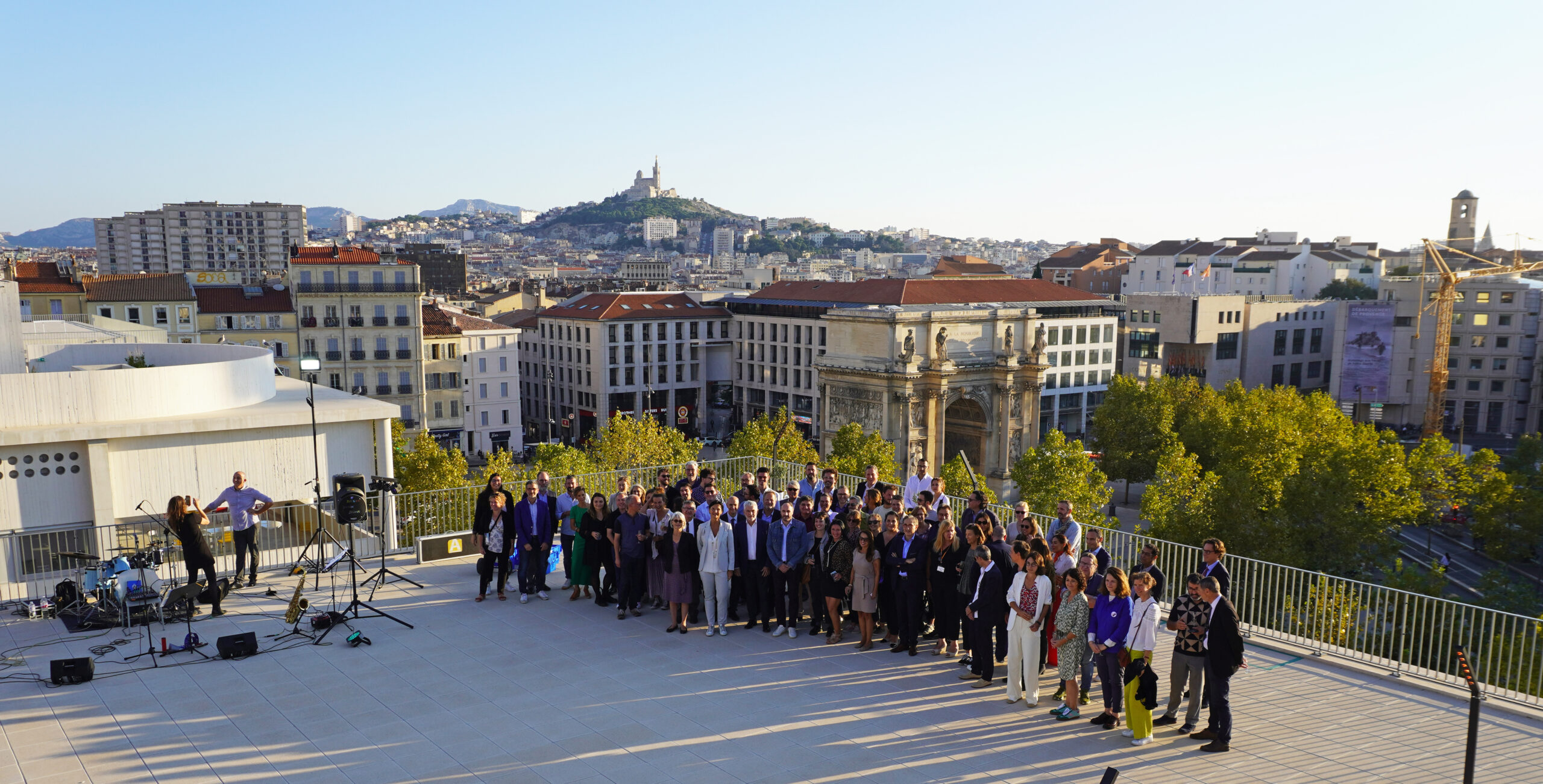 Photo officielle inauguration vue sur notre dame de la garde